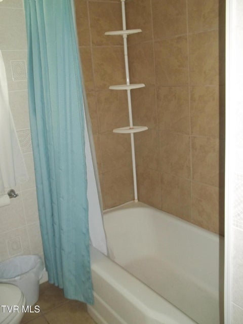 Photo #16: 1012 College Avenue