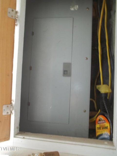 Photo #28: 1012 College Avenue