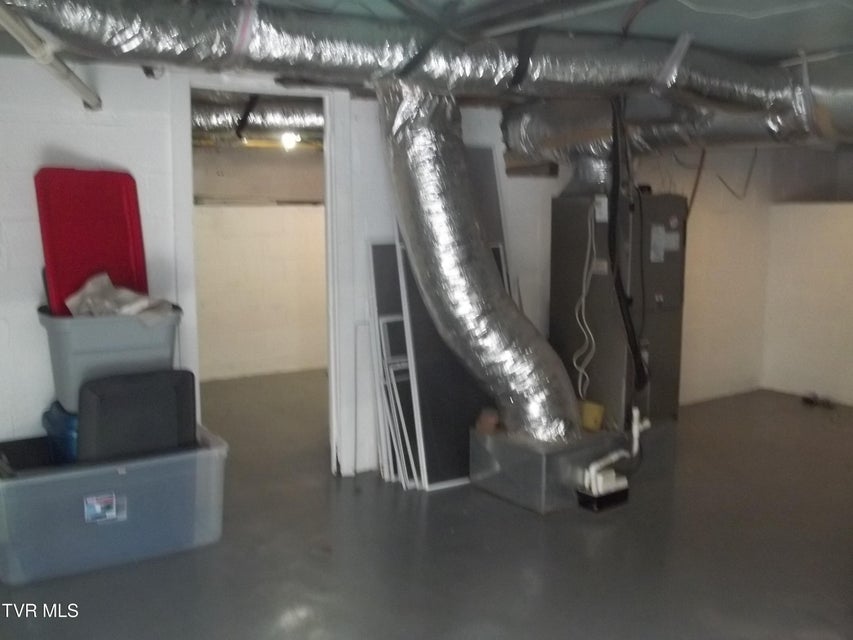 Photo #30: 1012 College Avenue