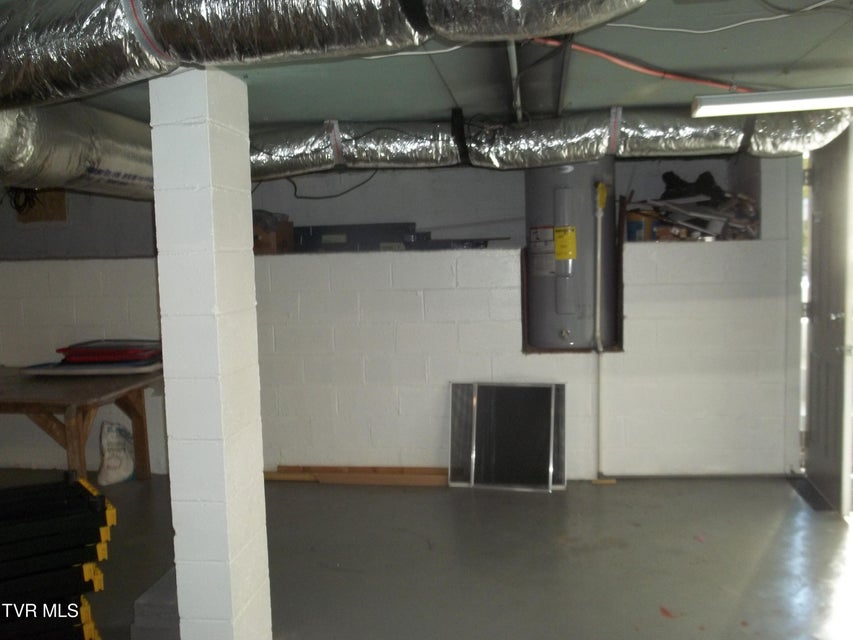 Photo #33: 1012 College Avenue