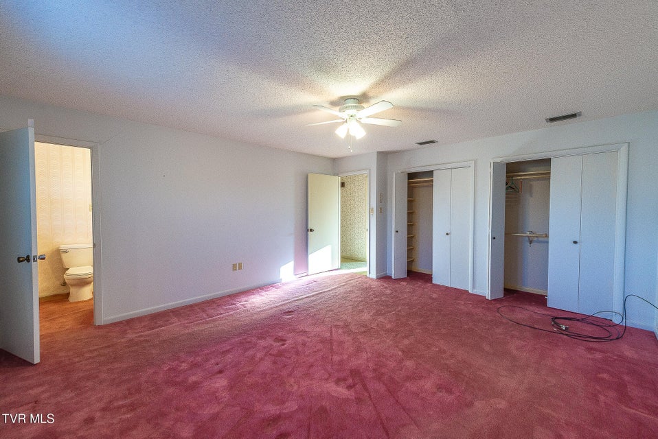 Photo #18: 2616 Suffolk Street