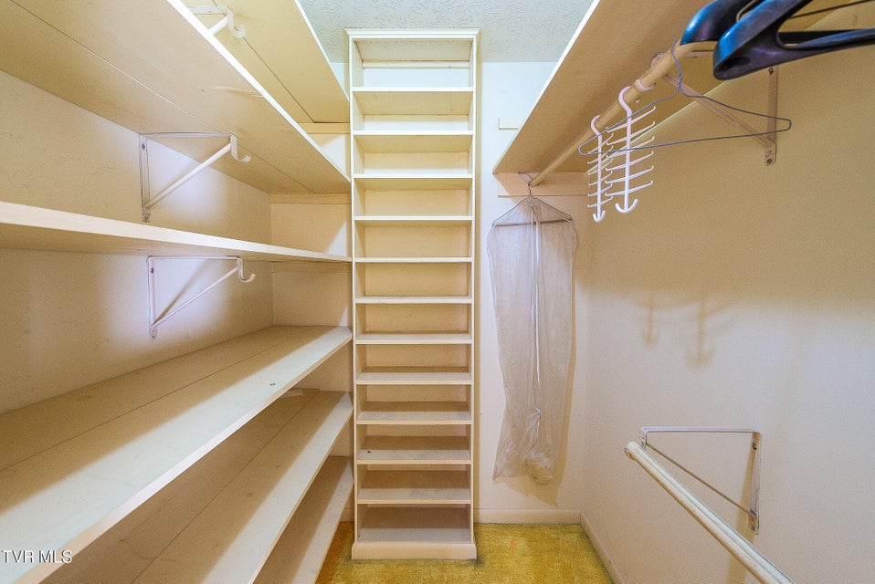 Photo #29: 2616 Suffolk Street