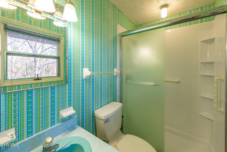 Photo #32: 2616 Suffolk Street