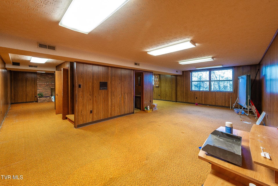 Photo #34: 2616 Suffolk Street