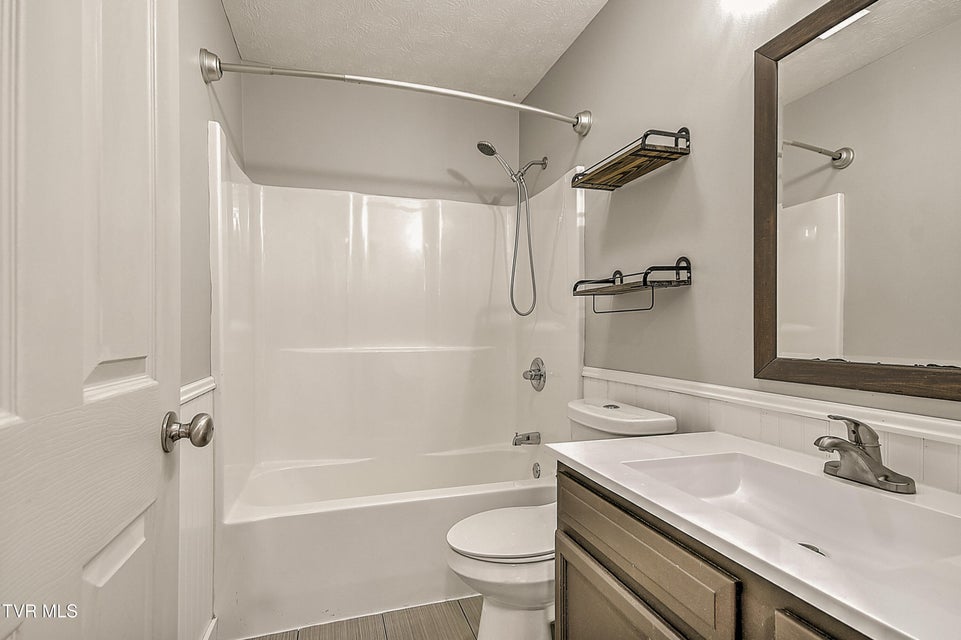 Photo #34: 426 Neal Drive