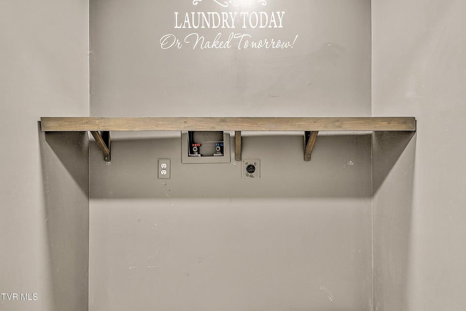 Photo #17: 426 Neal Drive