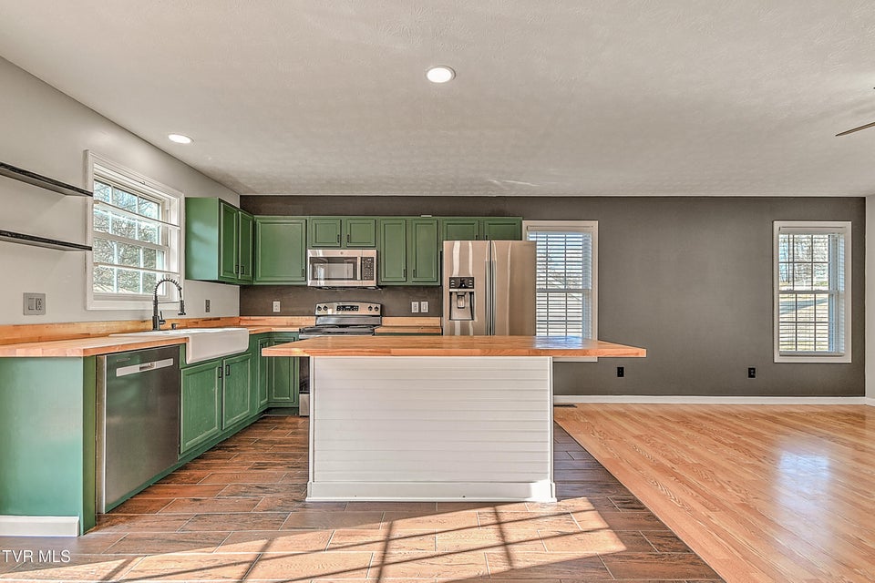 Photo #14: 426 Neal Drive