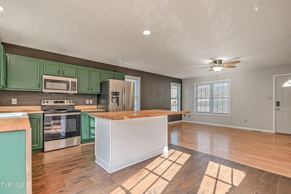 Photo #13: 426 Neal Drive