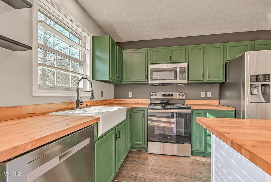 Photo #12: 426 Neal Drive