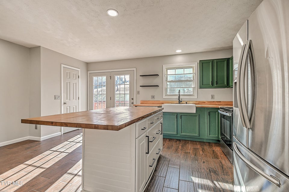 Photo #9: 426 Neal Drive