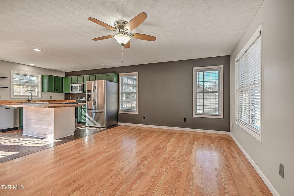 Photo #7: 426 Neal Drive