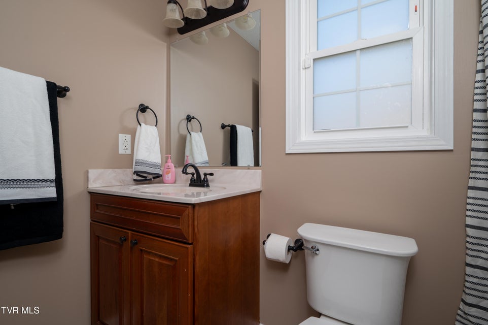 Photo #20: 4272 Anchor Point