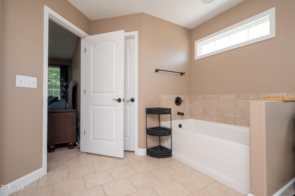 Photo #27: 4272 Anchor Point