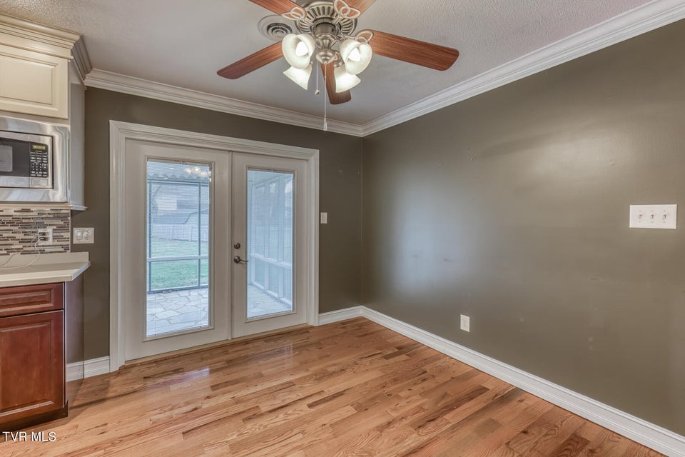 Photo #9: 15 Madison Court