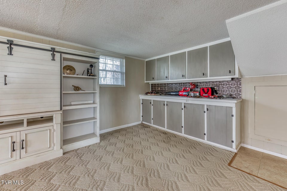 Photo #30: 15 Madison Court