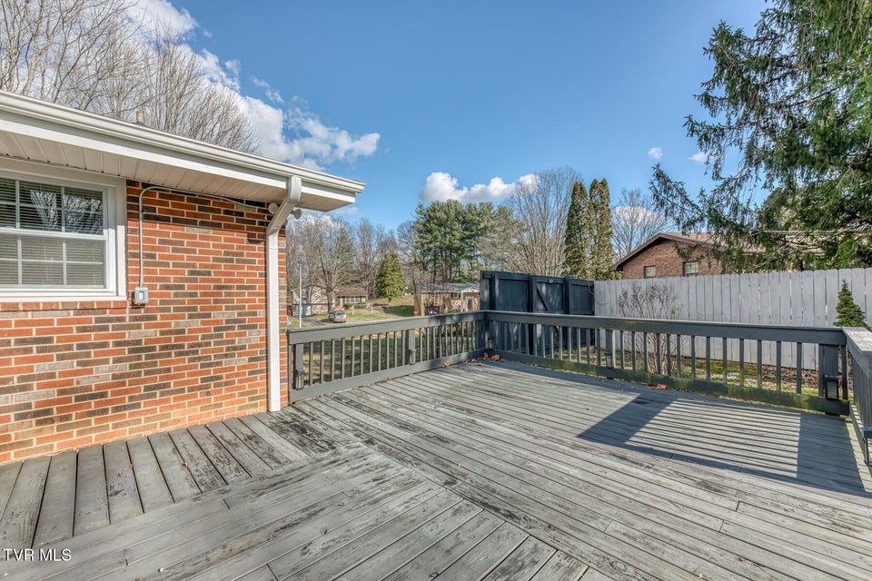 Photo #46: 15 Madison Court