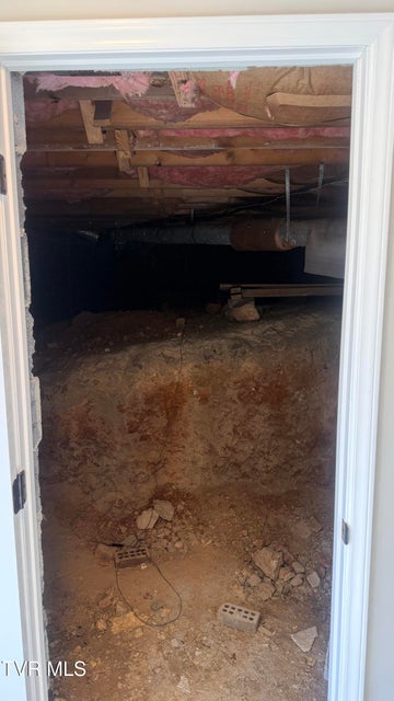 Photo #22: 208 Shady Lane