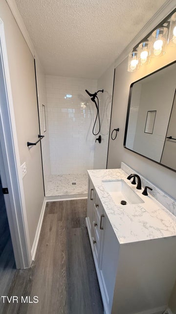 Photo #13: 208 Shady Lane