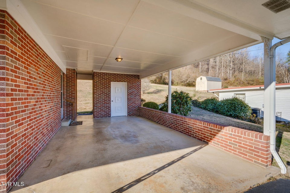 Photo #4: 318 Meadow Lark Street