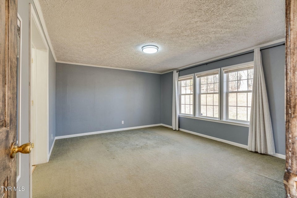 Photo #12: 1872 South Highway 81 