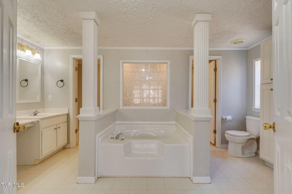 Photo #15: 1872 South Highway 81 