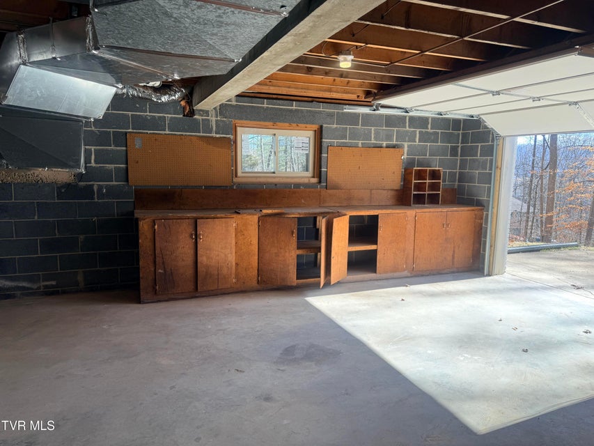 Photo #24: 208 Shady Lane