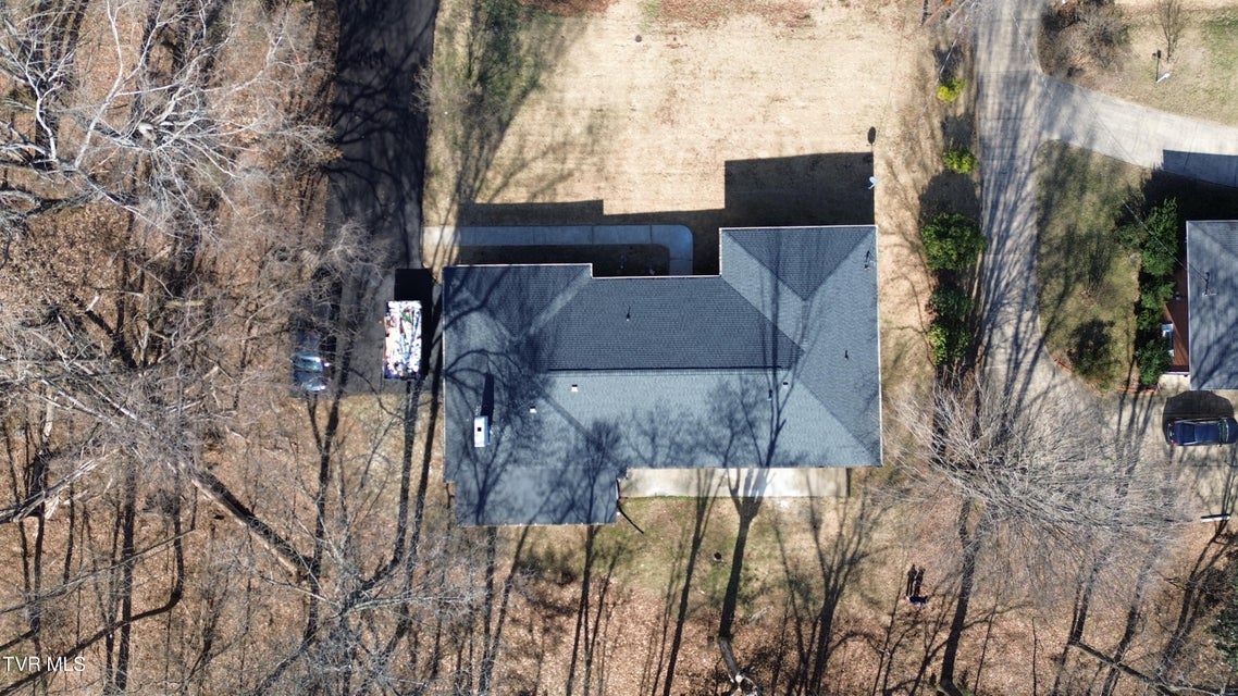 Photo #33: 208 Shady Lane