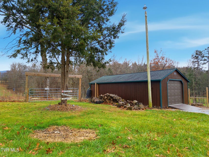 Photo #44: 355 Jay Fanning Road