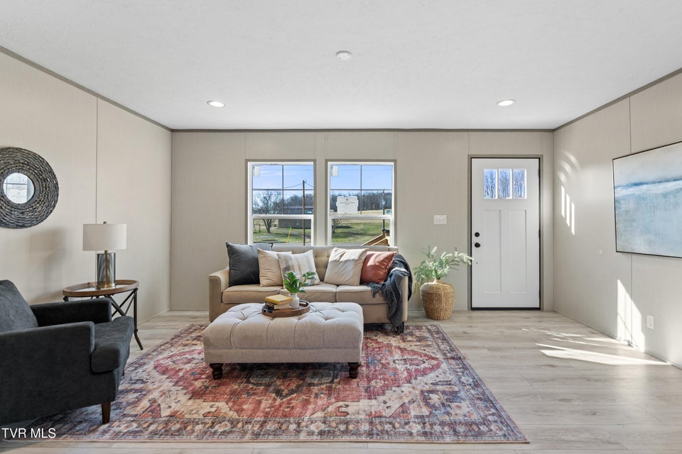 Photo #4: 8000 Snapps Ferry Road