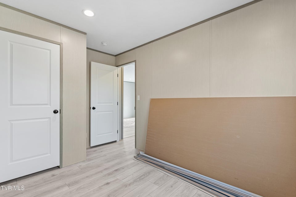 Photo #23: 8000 Snapps Ferry Road