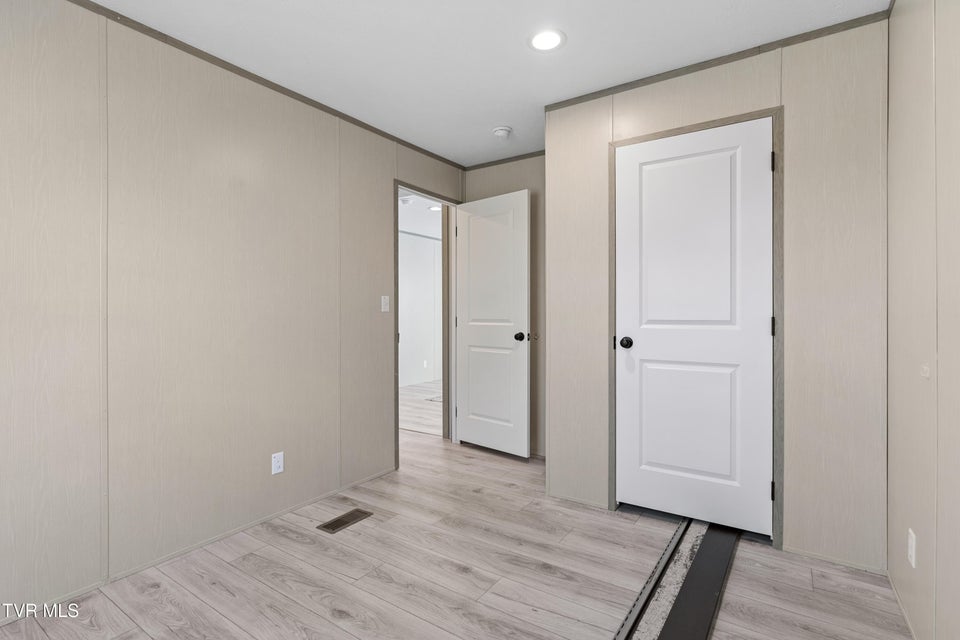 Photo #25: 8000 Snapps Ferry Road