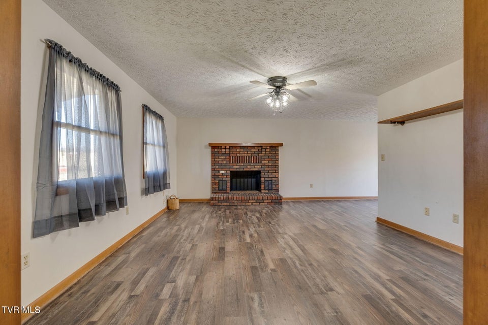 Photo #7: 1500 Tucker Hollow Road