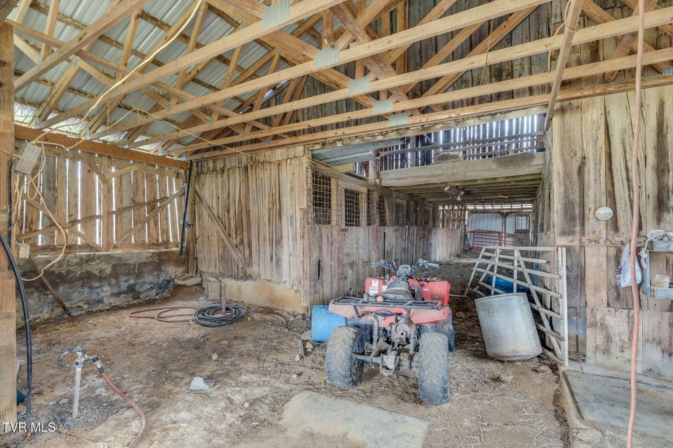 Photo #39: 1500 Tucker Hollow Road