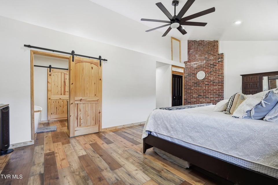 Photo #11: 333 Boone Lake Circle