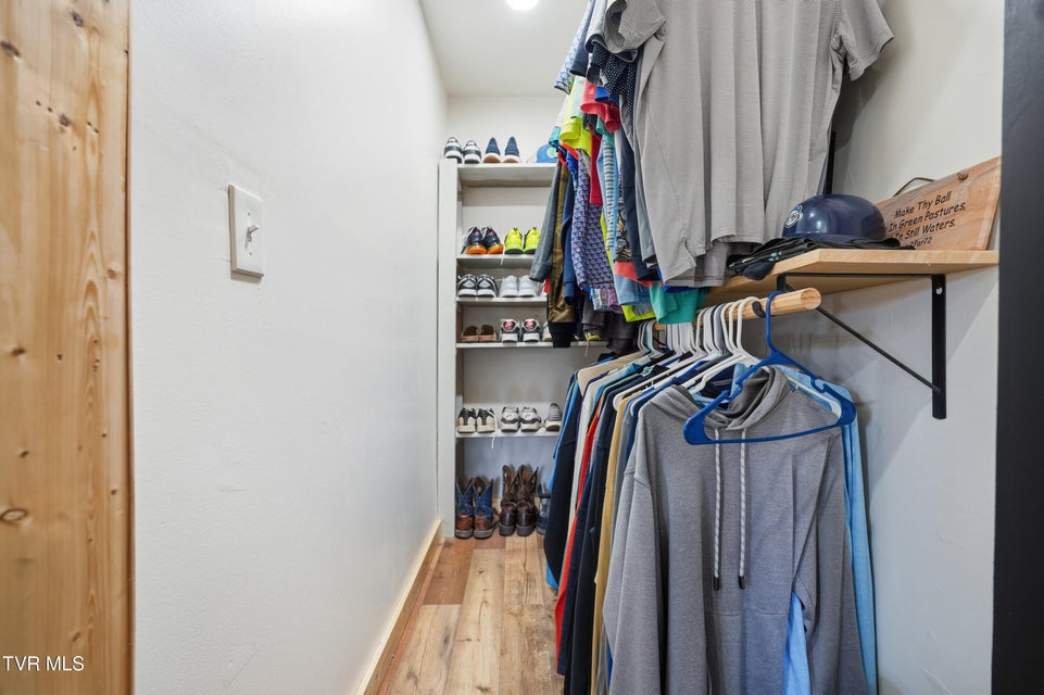 Photo #14: 333 Boone Lake Circle