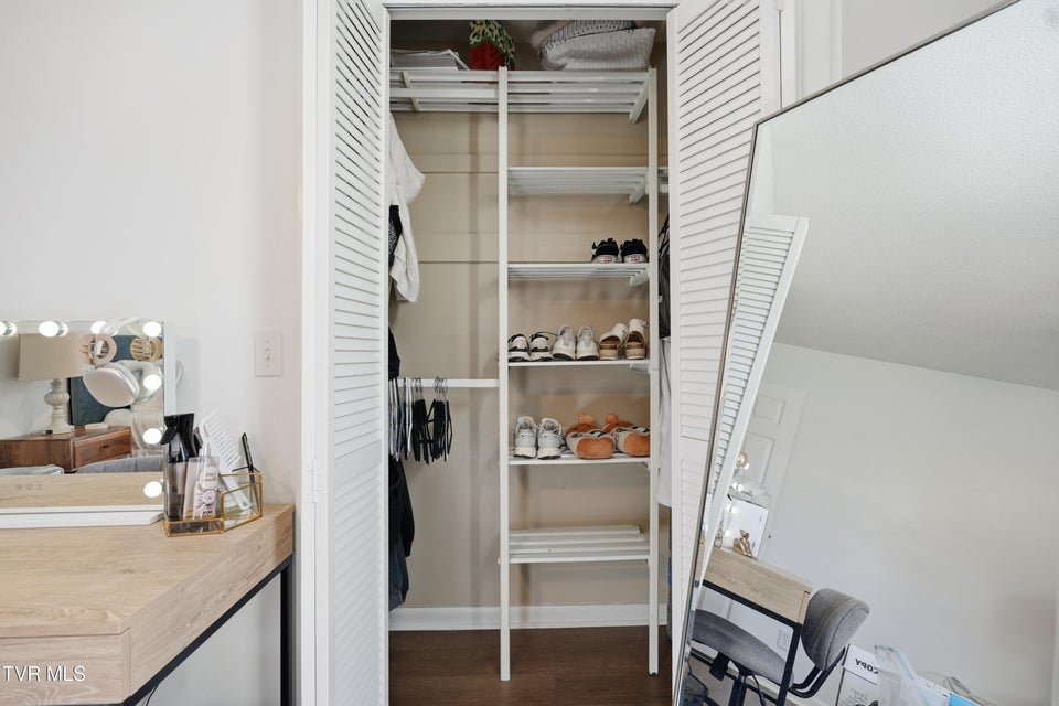 Photo #20: 333 Boone Lake Circle