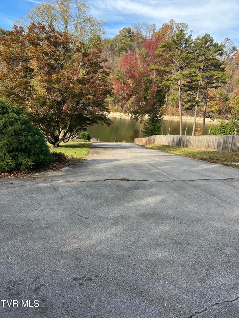 Photo #34: 333 Boone Lake Circle