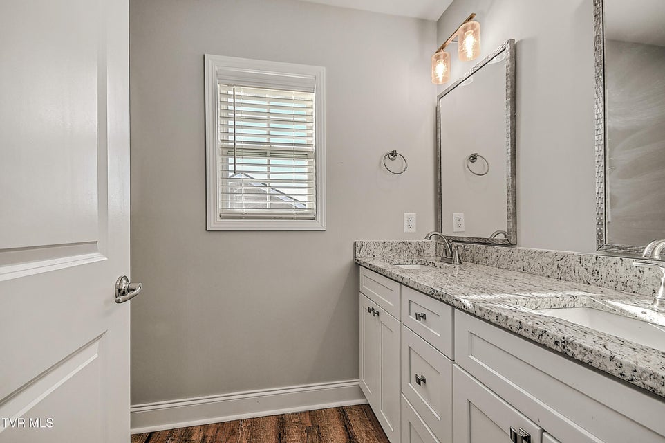 Photo #27: 201 Gunners Way