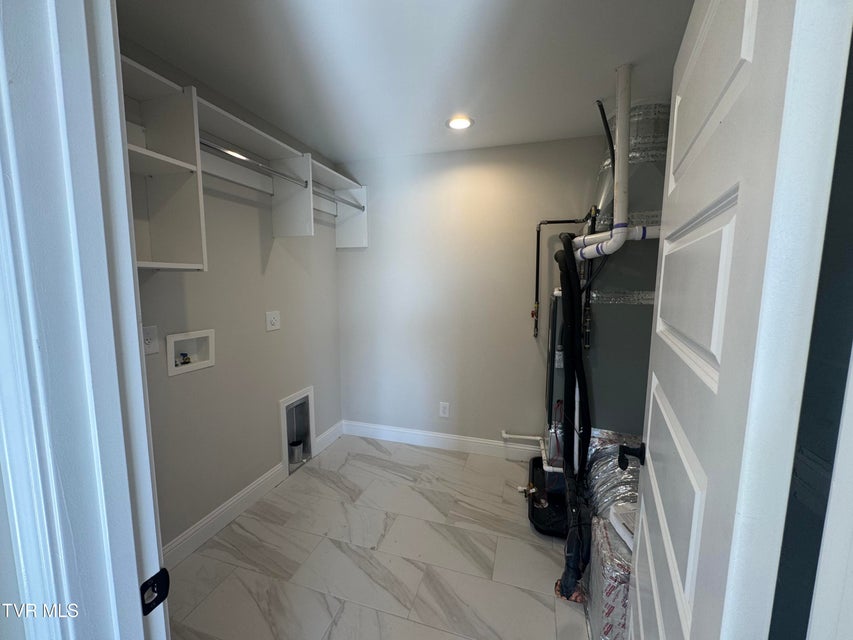 Photo #18: 252 Ruby Rose Ridge