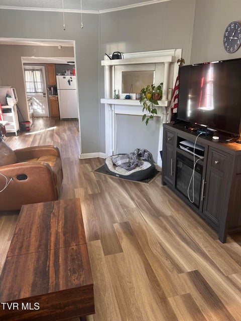 Photo #4: 1821 Broad Street