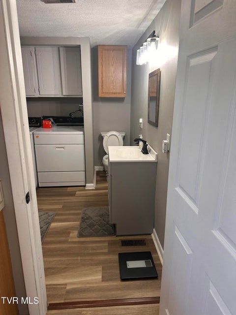 Photo #6: 1821 Broad Street