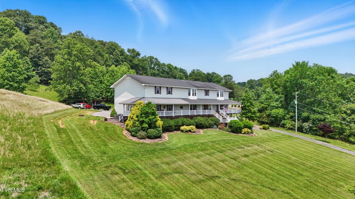 Photo #4: 4296 Bloomingdale Road