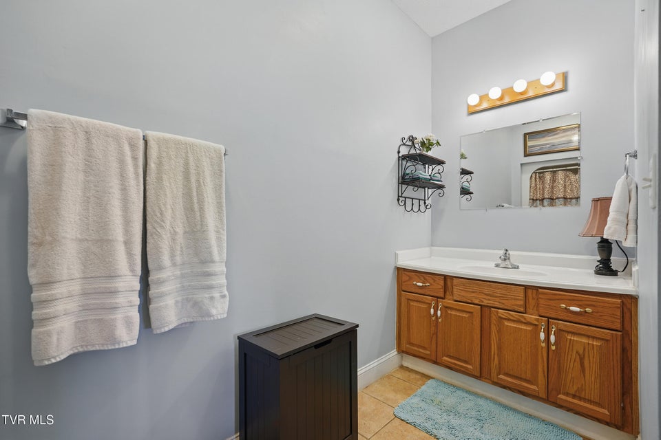 Photo #30: 4296 Bloomingdale Road