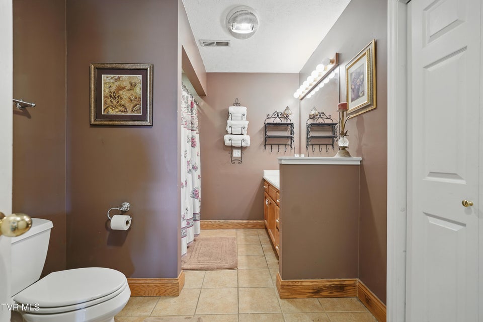 Photo #41: 4296 Bloomingdale Road