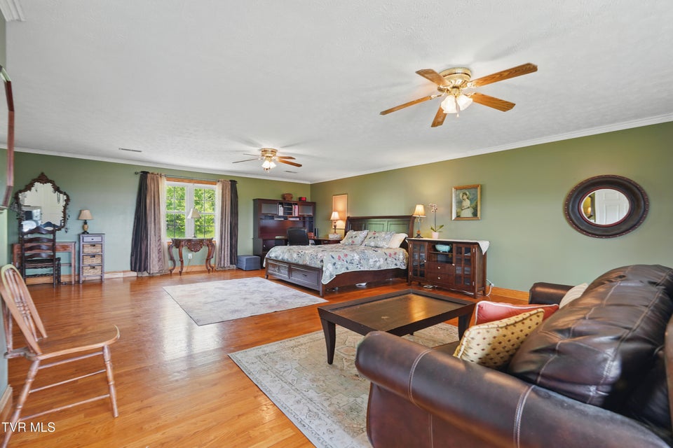 Photo #58: 4296 Bloomingdale Road