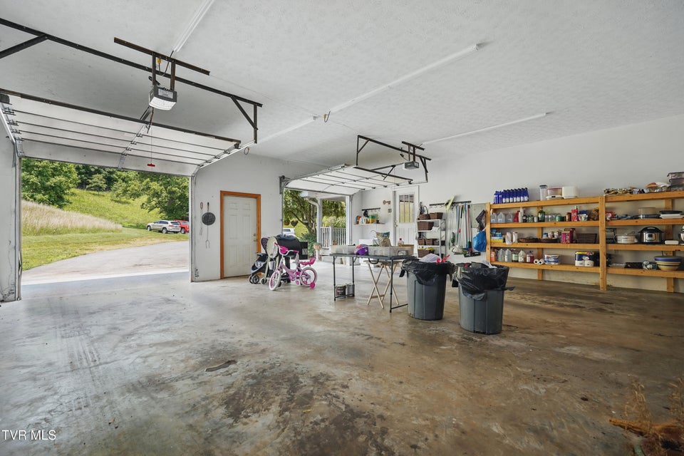 Photo #62: 4296 Bloomingdale Road