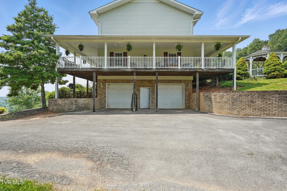 Photo #72: 4296 Bloomingdale Road