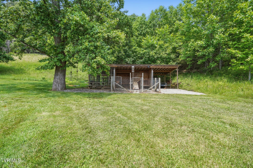 Photo #77: 4296 Bloomingdale Road