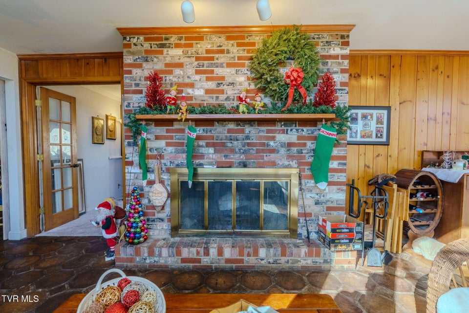 Photo #9: 4206 Bristol Highway