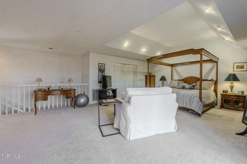 Photo #43: 4206 Bristol Highway